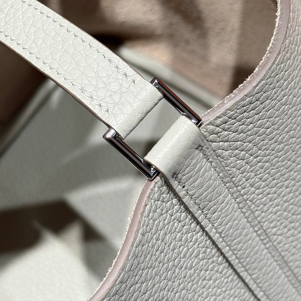 HERMES 25S PICOTIN LOCK 22 IN IVORY CALFSKIN SILVER HARDWARE